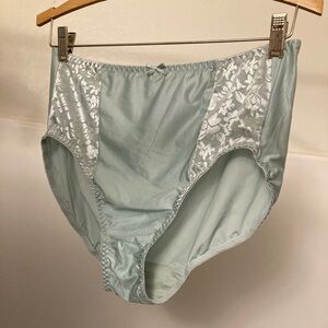 BALI DOUBLE SUPPORT HI CUT Brief Panties Women’s Light Green SIZE 9/2X